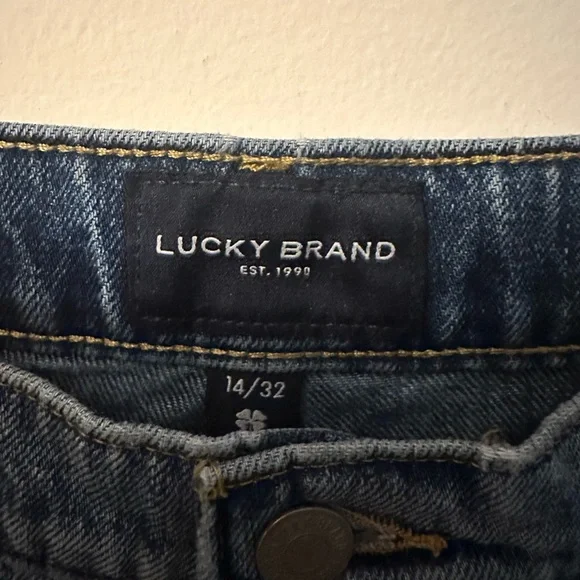 Lucky Brand Women's Ripped Jean Shorts - Light Blue - Picture 7 of 7